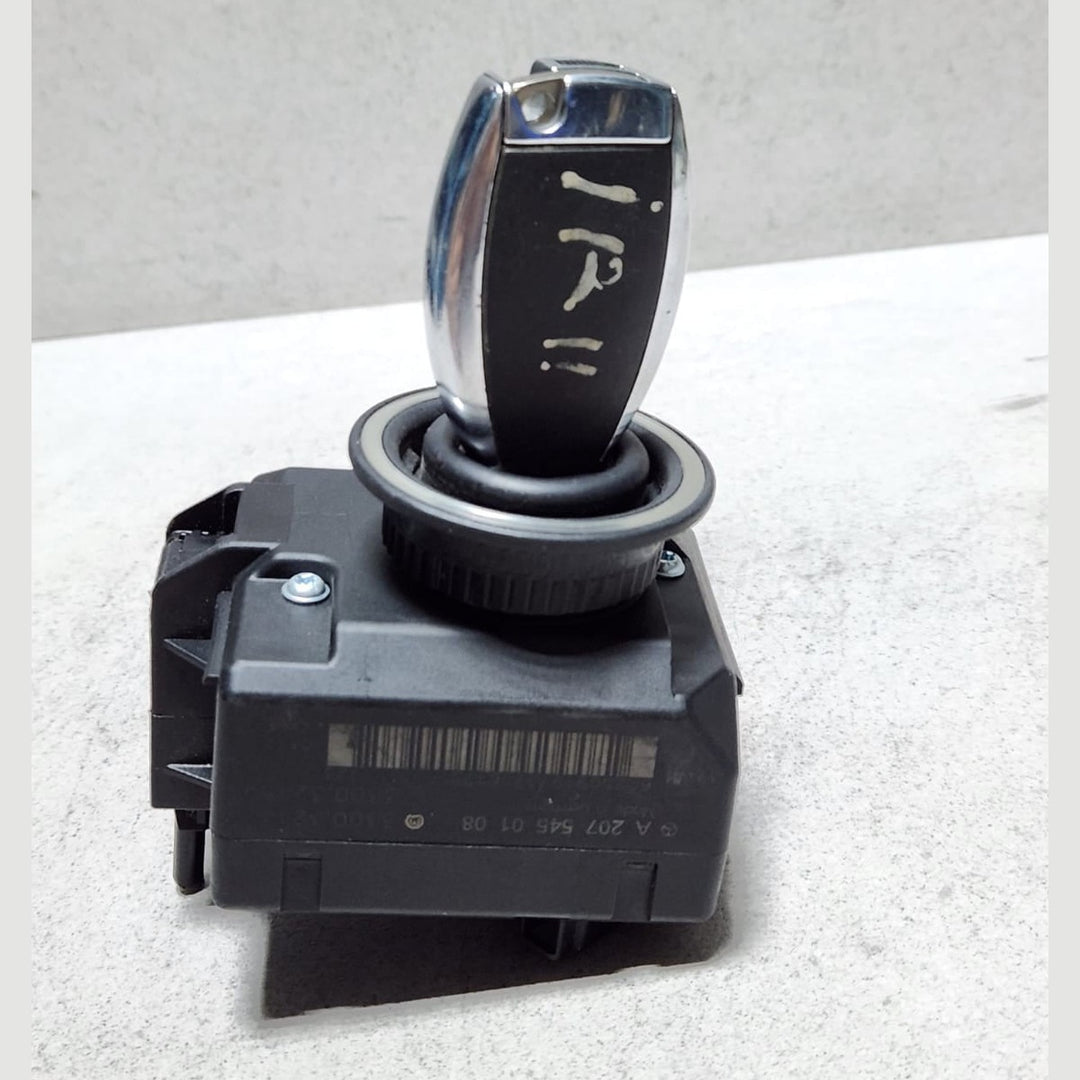 2010-2014 Mercedes-Benz C250 Ignition Switch A2075450108 W204 C300 C350 W212