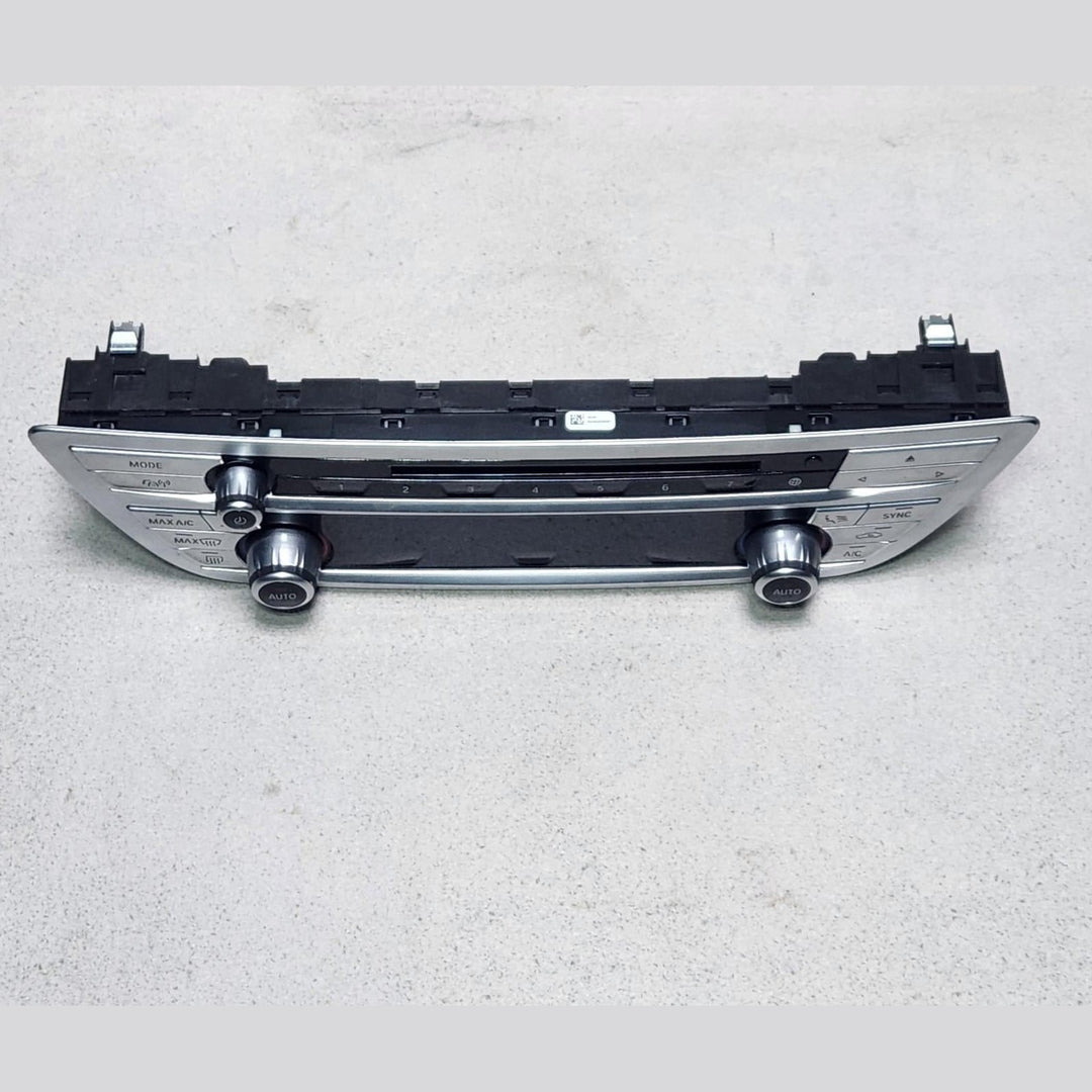 BMW Climate Control Unit Front Htd Seats Ventilation Radio 6819171 7 Series G11 