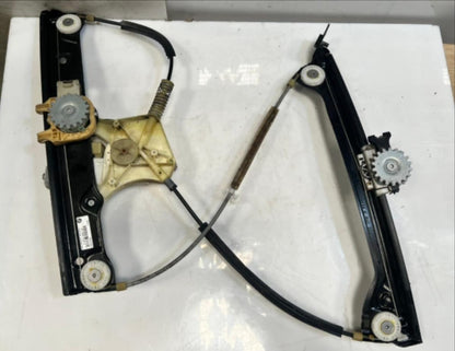 BMW 6' F07 GT F06 Window Regulator With Motor Front Right 7275398 OEM