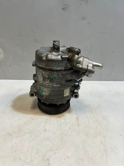 BMW 525i E60 E61 E63 E64 E65 E66 3.0L Air Conditioning Compressor 6956715 OEM