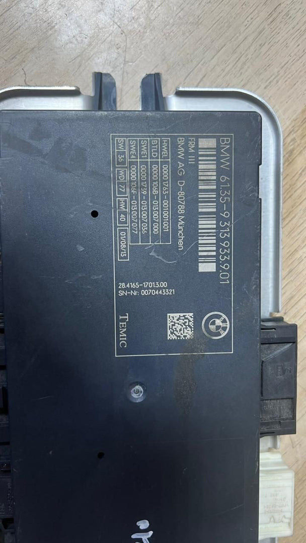 BMW 2013-2017 650i Gran Coupe Footwell Light Control Module 9313933 FRM3 2013