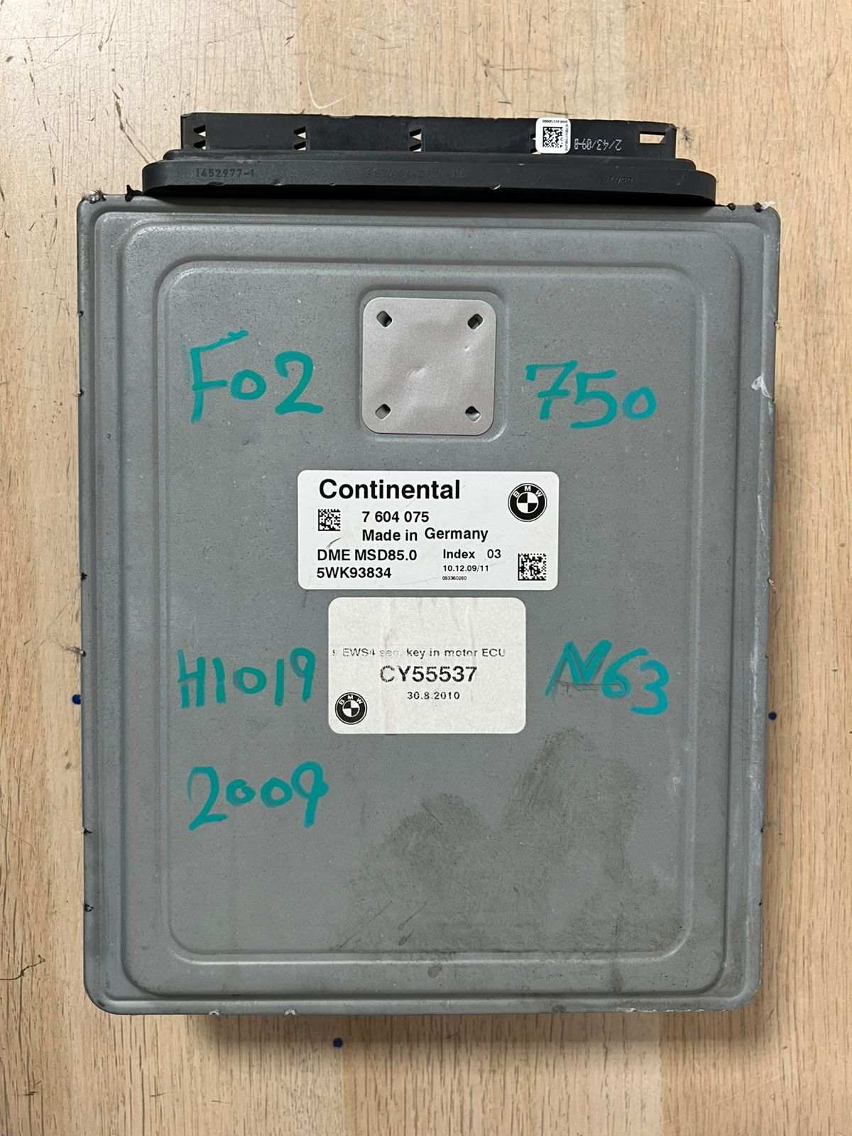 2009-2012 BMW 750i F02 N63 4.4 V8 Engine Control Module 7604075 ECU SET