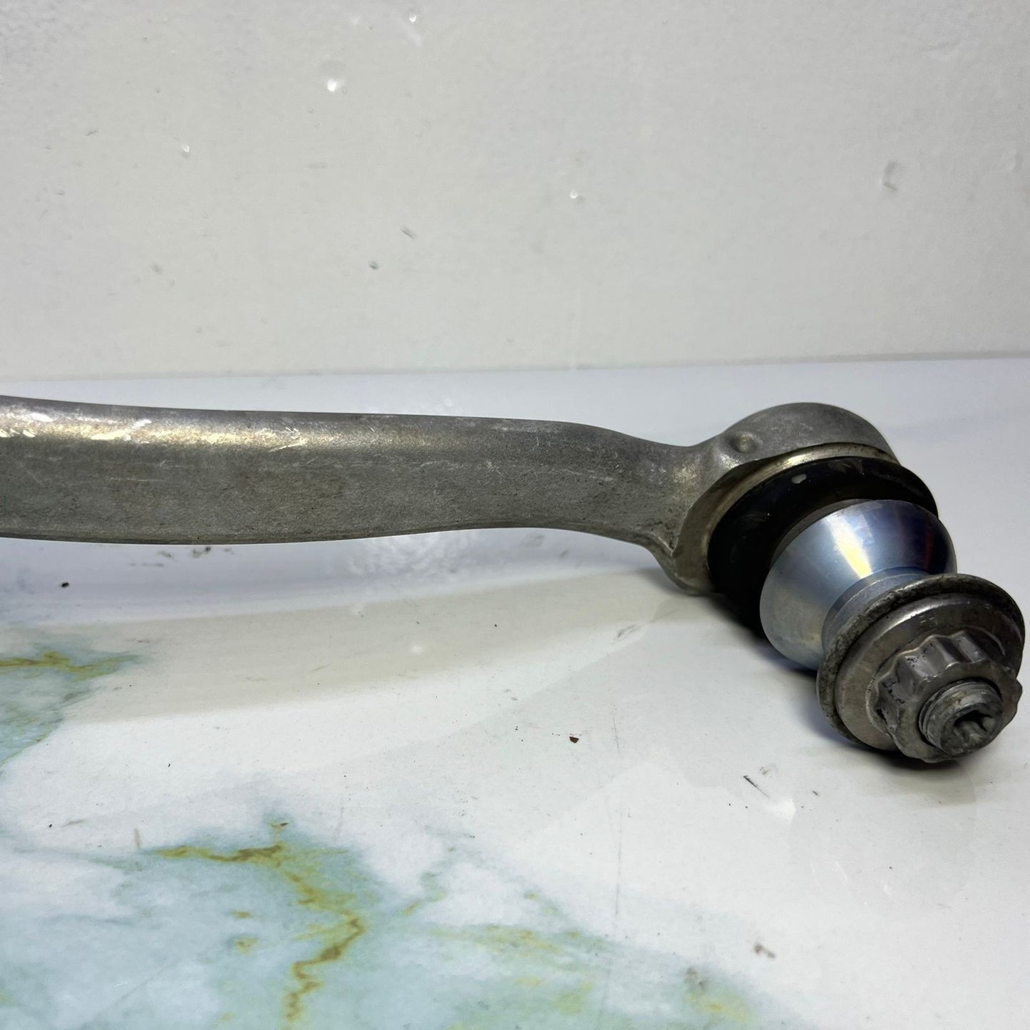 14-18 Mercedes W205 C-Class C300 C350 Front Left Side Suspension Control Arm