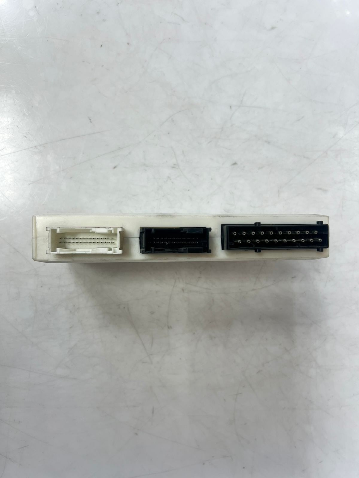 2000-2005 BMW X5 E53 GM3 12V Body Control Module 6920822 OEM