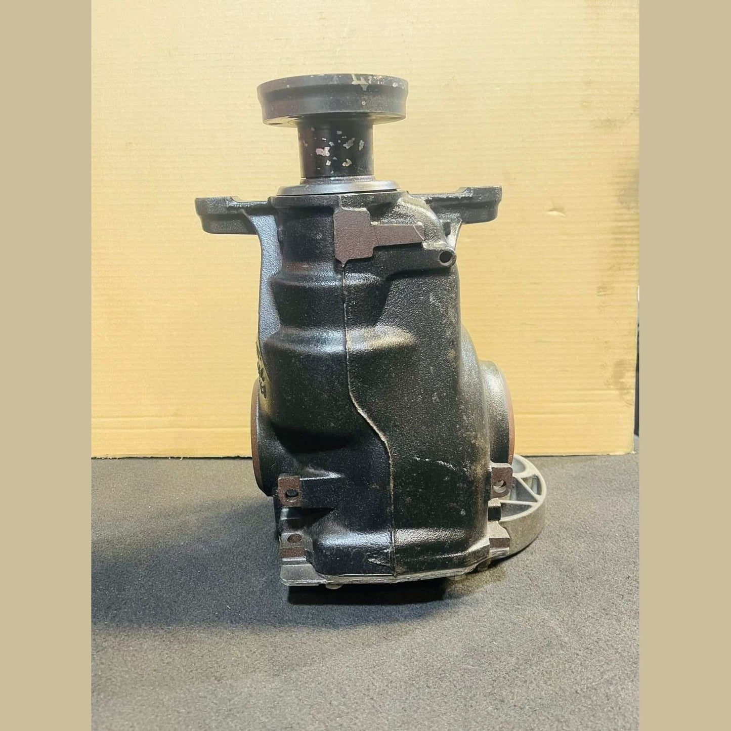 2006-2007 BMW 525i BMW 5 Series E60 E61 525i 523i Rear Differential 7560606