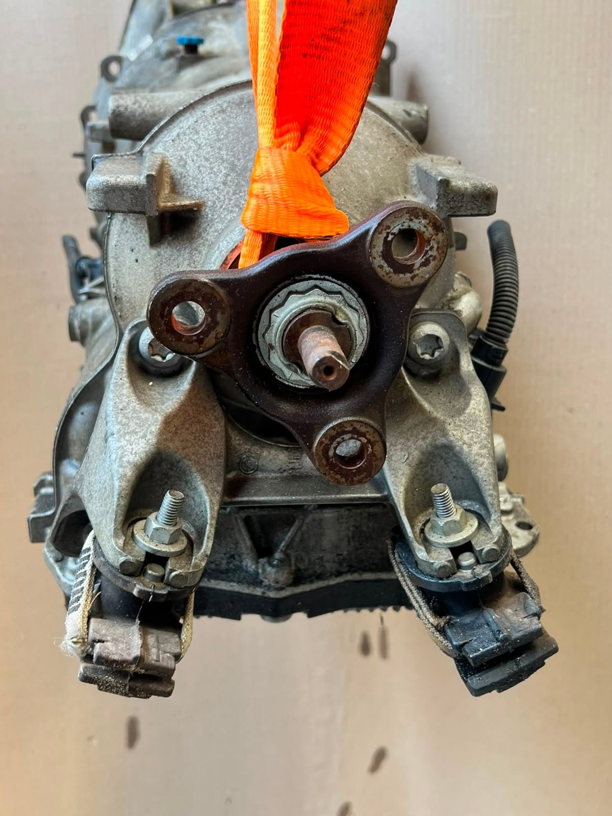 2013-2016 BMW 320i F30 Automatic Transmission Assembly 8618881 8HP45