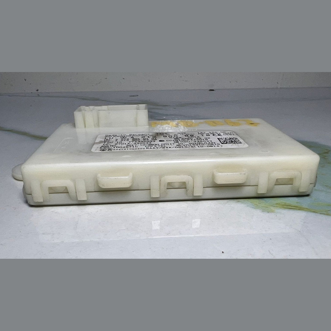 Mercedes Keyless Entry Control Module A2129008818 E-Class, CLS-Class, ML-Class, 