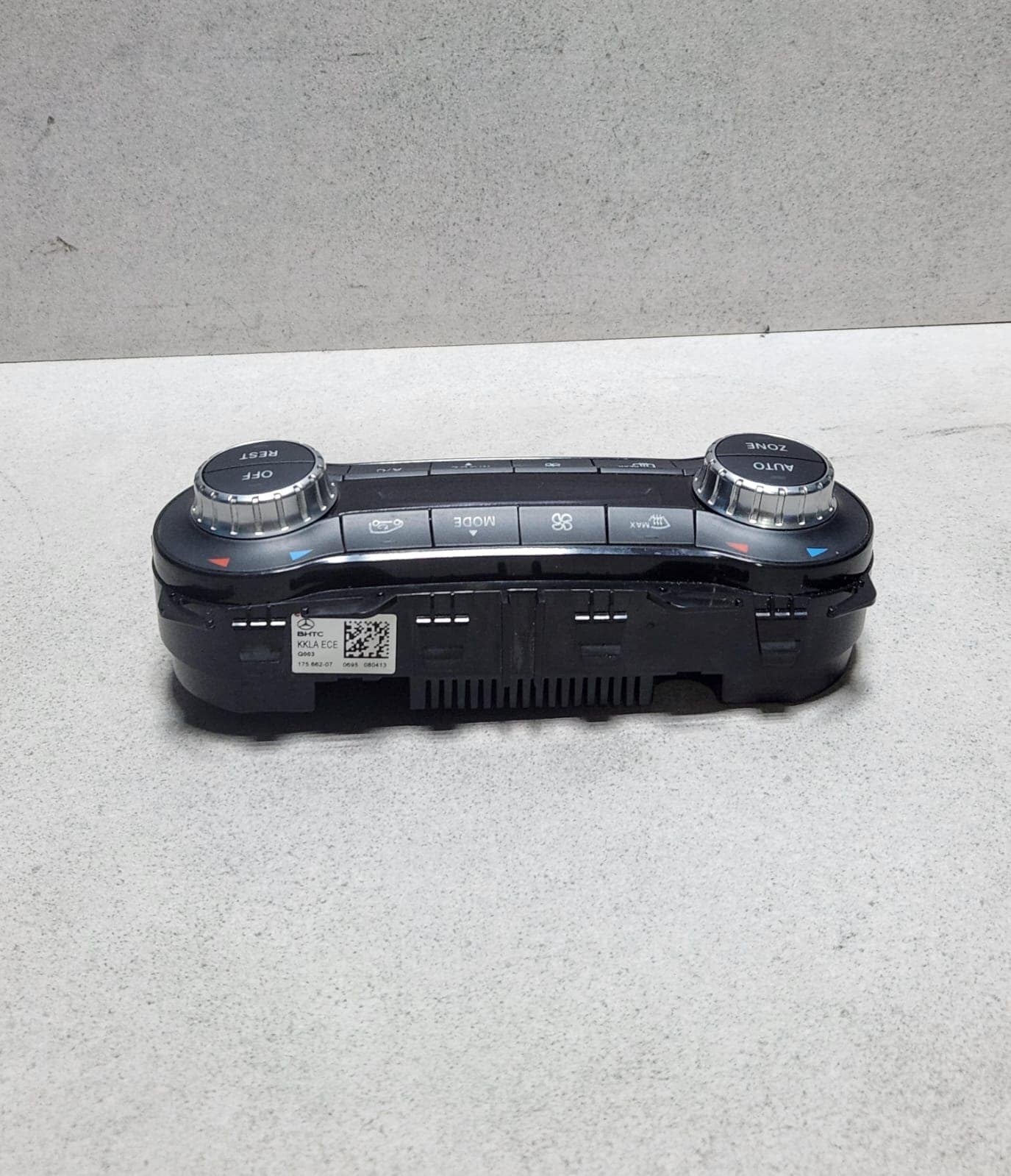 2014 Mercedes-Benz CLA250 Climate Control Module A2469001908 CLA and B-Class