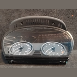 BMW X5 E70 INSTRUMENT CLUSTER SPEEDOMETER KM/H P/N 9236810