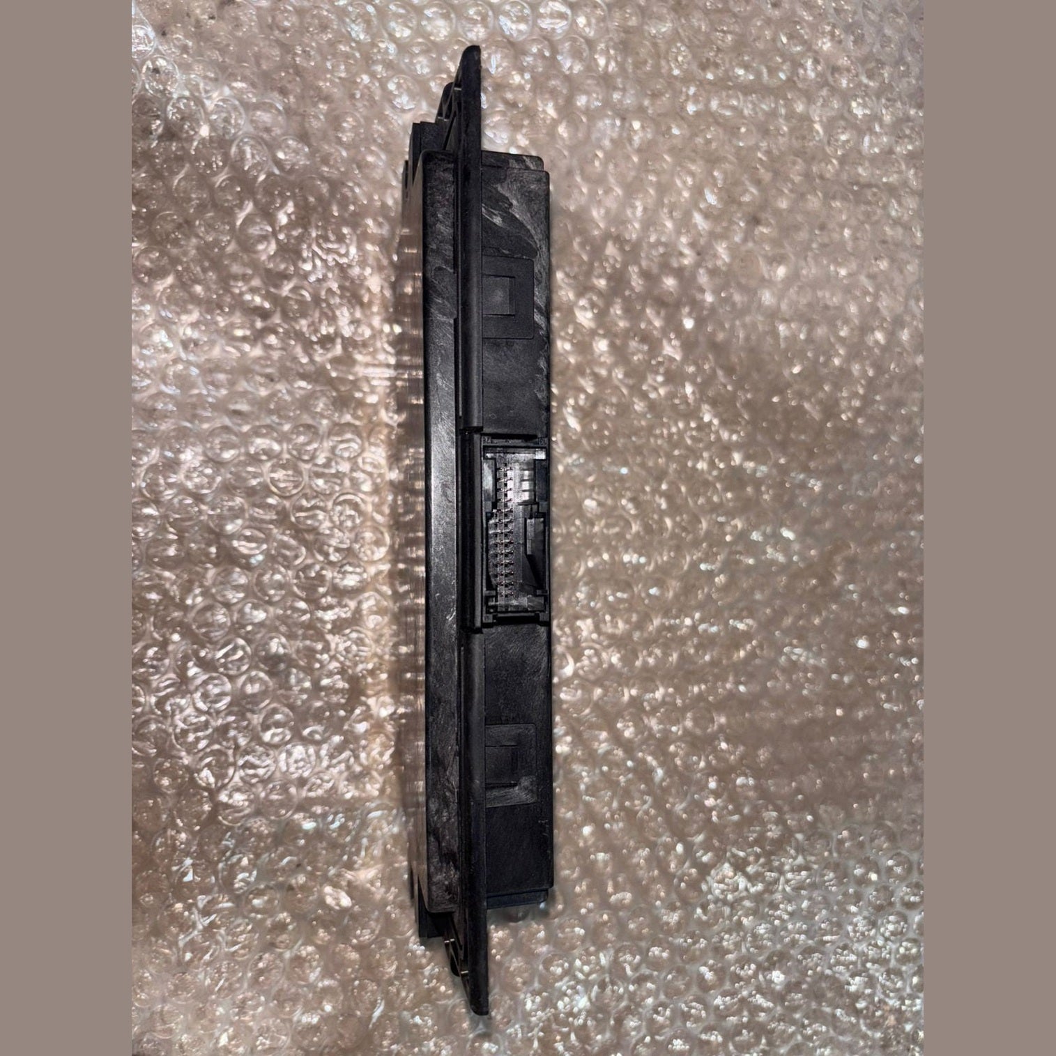 Bmw  E90 320i lci Footwell Control Module Computer   9249082