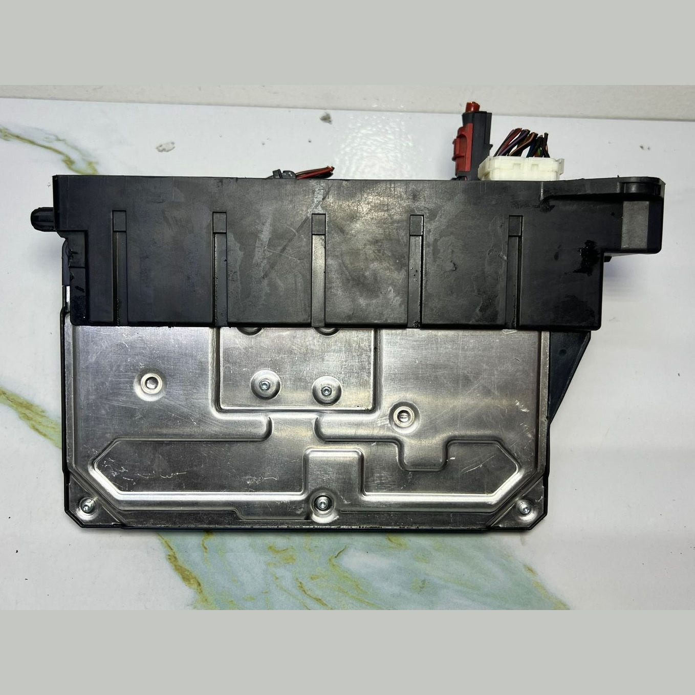 10-18 Mercedes-Benz Sprinter W906 Fuse Box SAM Control A906 9006303 OEM