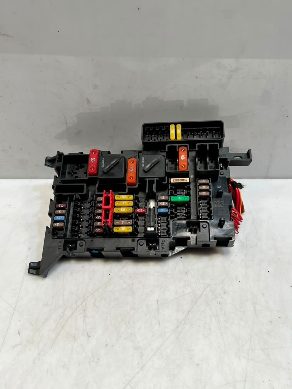 2025-2026 BMW 1' F40 M235 xDrive Gran Coupe Power Distribution Fuse Box 9270355