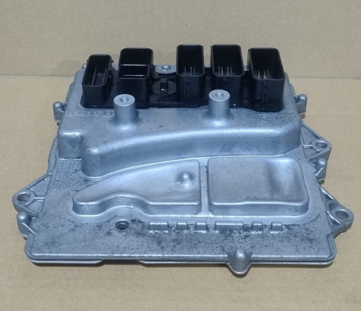 OE BMW F06 F20 F30 F25 X3 ENGINE CONTROL UNIT ENGINE CONTROLLER DME 8606309