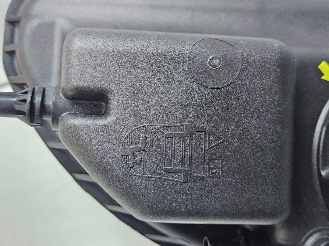 2016-2025 BMW X5 G05 Coolant Expansion Tank 8689765 OEM