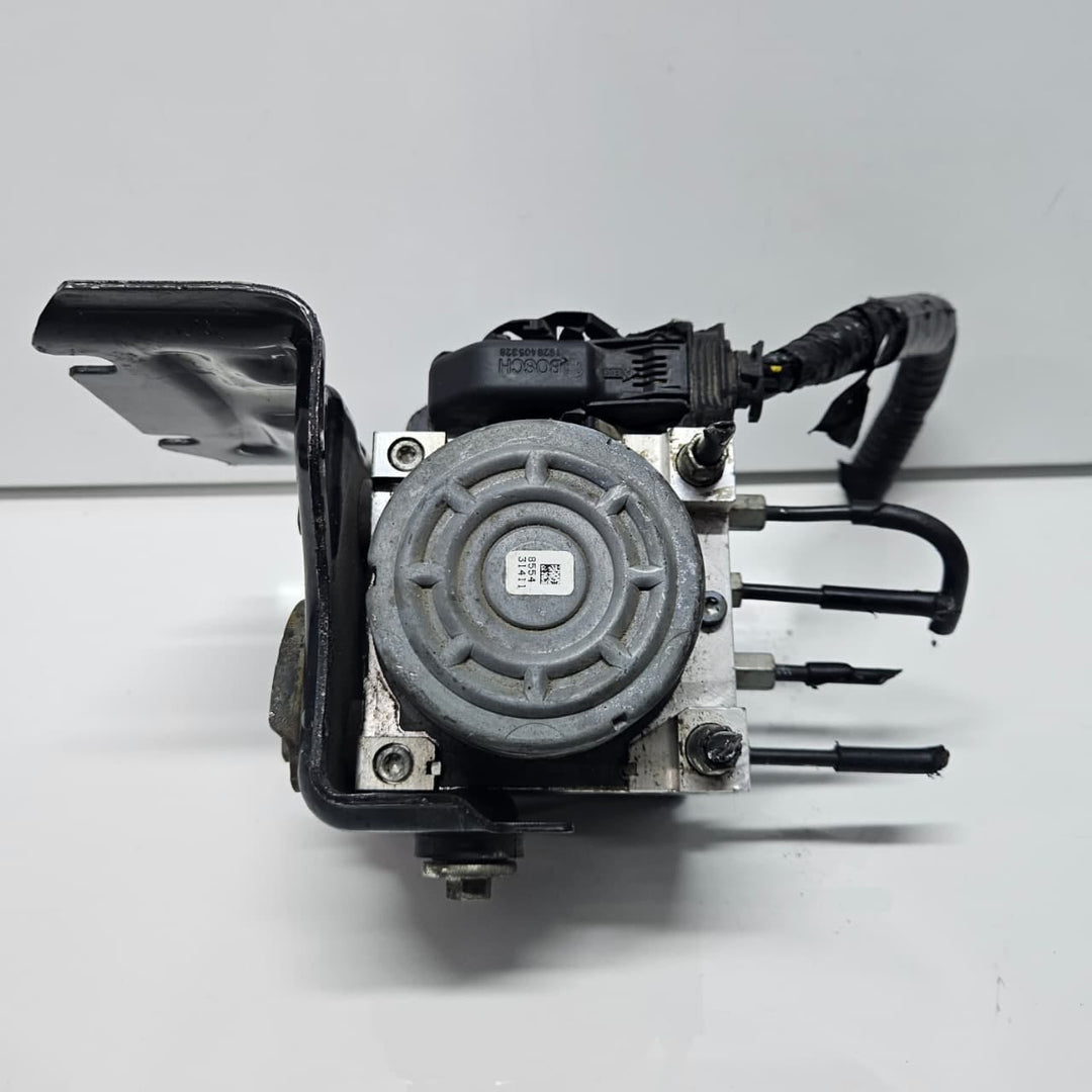 K011437A0A-2013-2017 Mazda CX-5 ABS Pump Modulator Assembly 