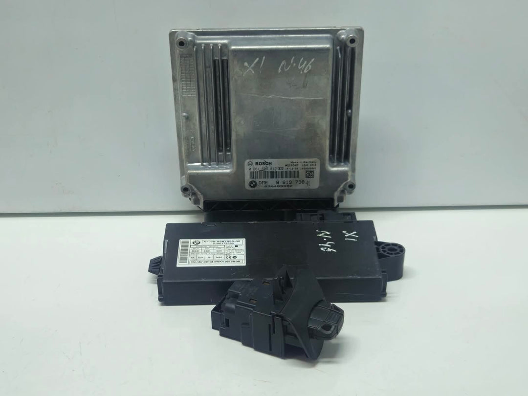 8619738-2008-10 BMW 128i E60 E81 E90 X1 N46 Engine Control Unit DME ECU Set OEM