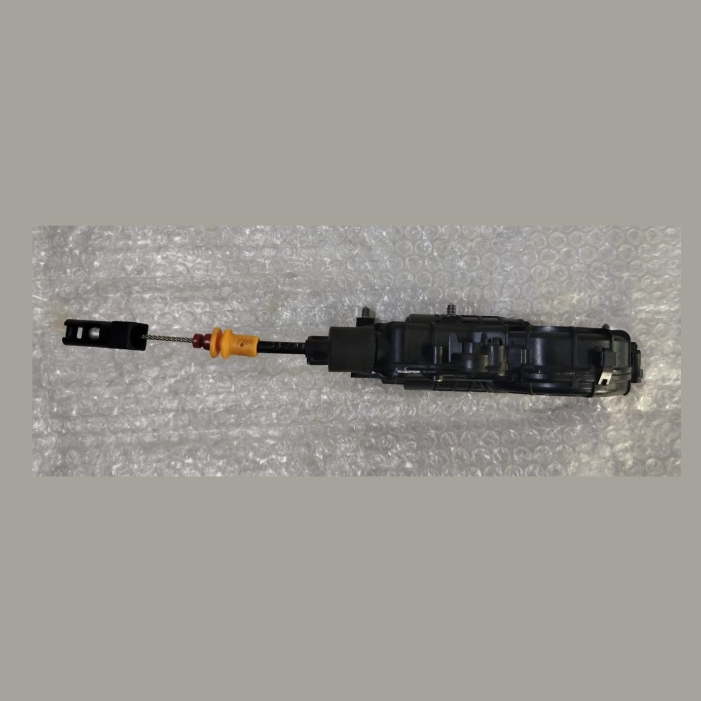 OEM BMW X5 E70  REAR RIGHT DOOR LOCK MECHANISM Automatic Closer 4153 3093 00