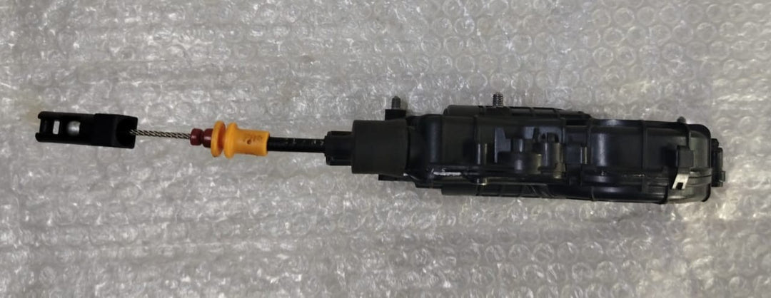 OEM BMW X5 E70  REAR RIGHT DOOR LOCK MECHANISM Automatic Closer 4153 3093 00