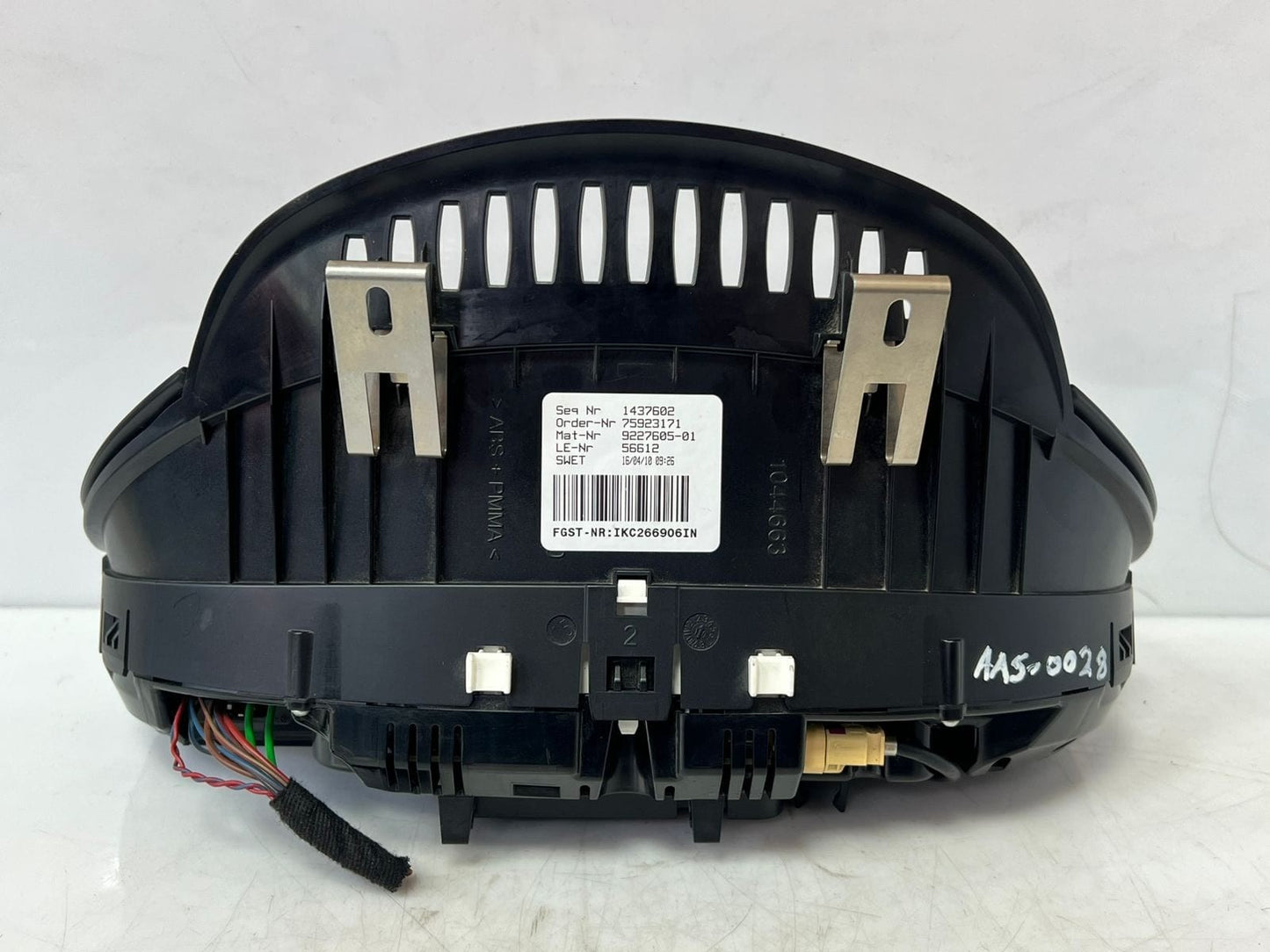 2011-2013 BMW 535i and 550i F10 Instrument Cluster Speedometer 9227605 OEM