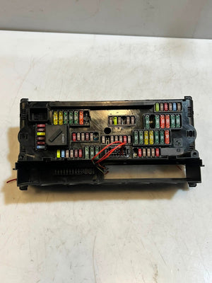 2012-2015 BMW F10 F12 F13 5 6 Series 650i Power Distribution Fuse Box 9252815