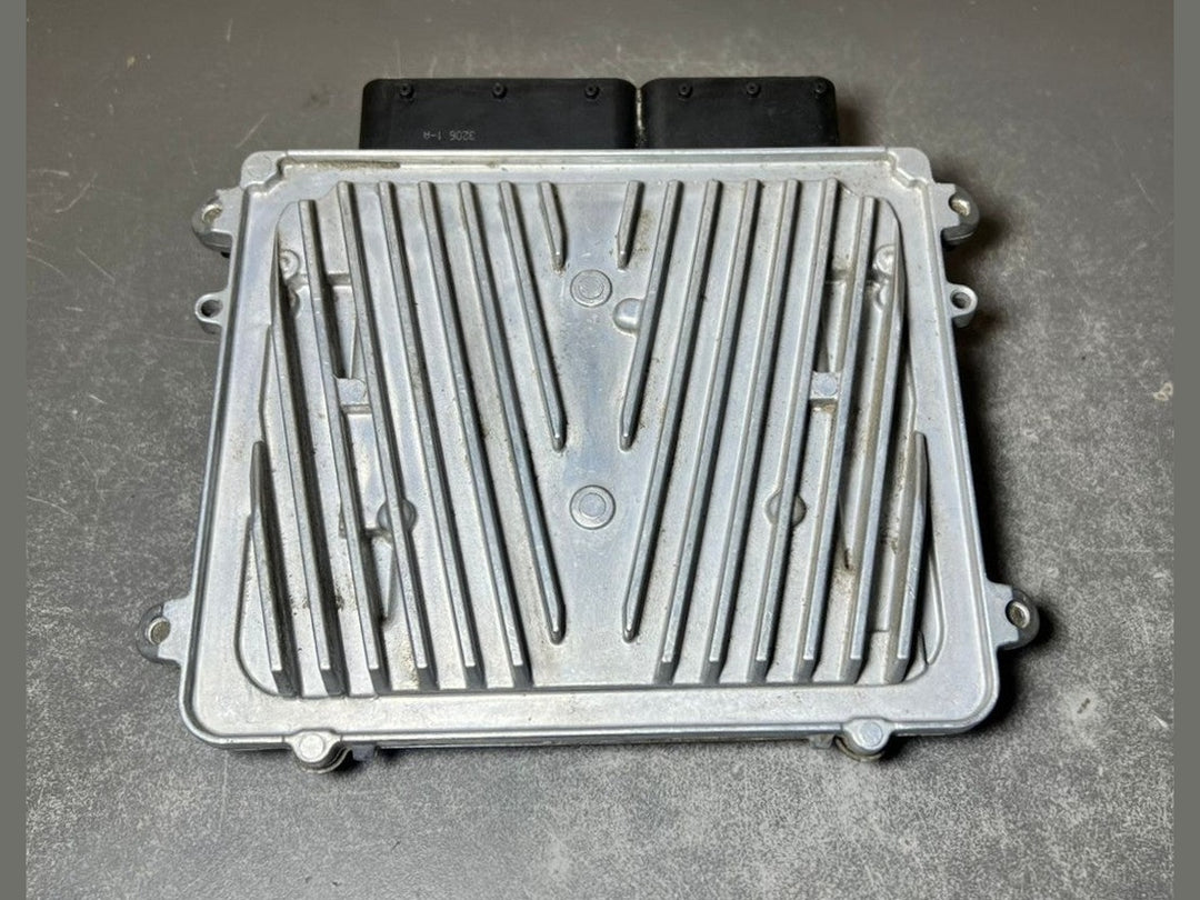 04-10 Mercedes W219 CLS Engine Control Module Unit ECM ECU A273 1530879 OEM