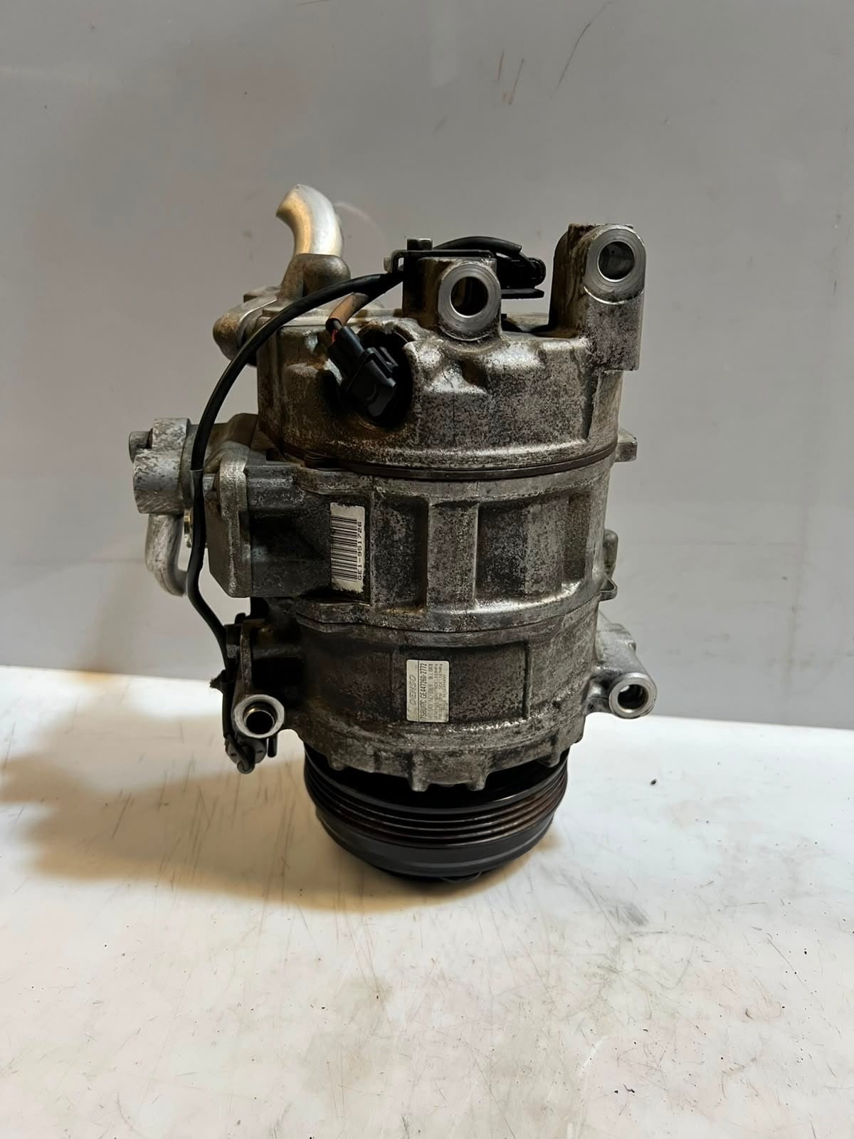 2010 BMW 650i F02 N63 F07 F10 F11 F06 AC Compressor PUMP 9154072 OEM