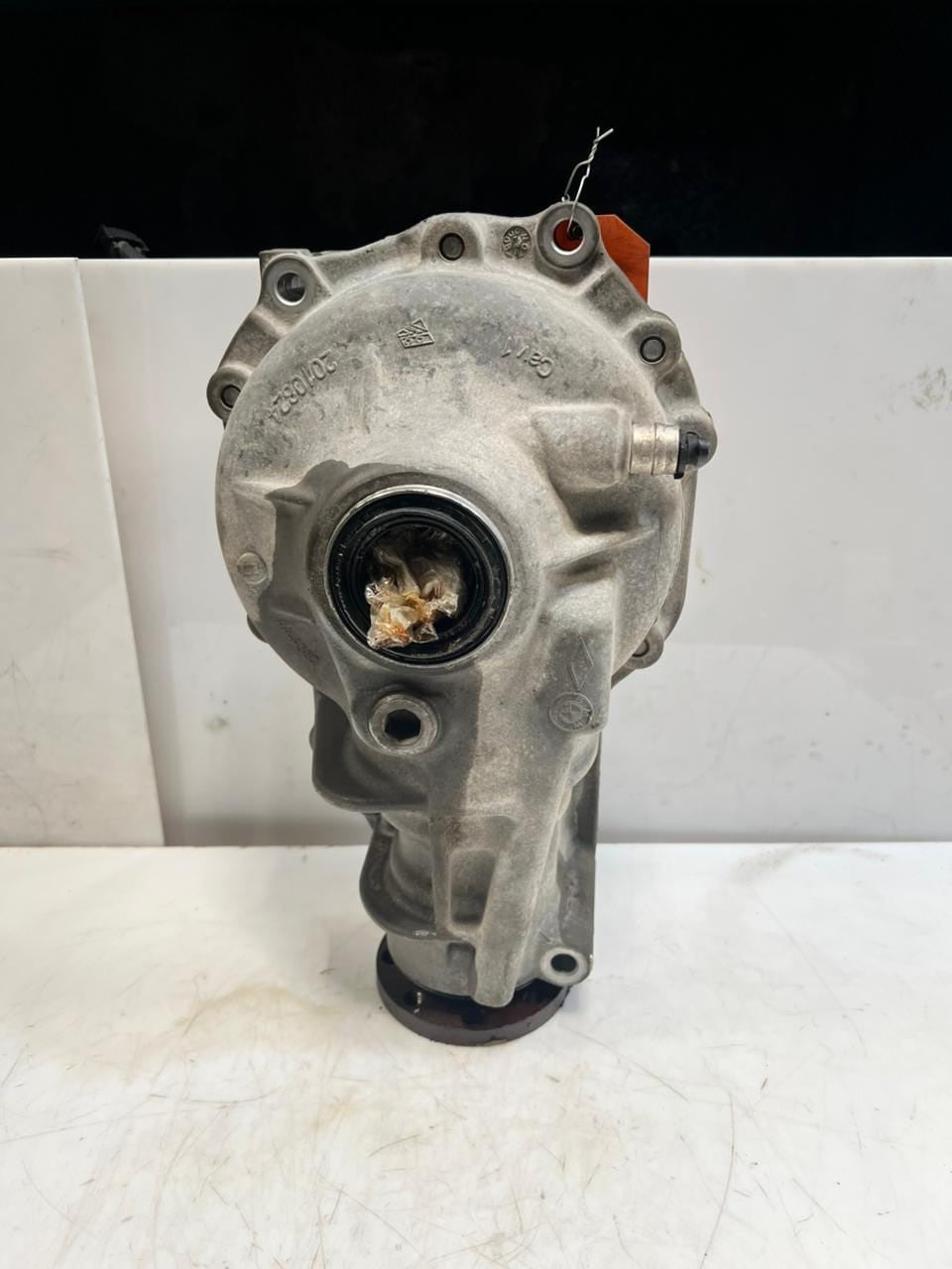 2008-2015 BMW X6 E71 E72 Front Differential Active Hybrid 7563399 RATIO 3.64 OEM