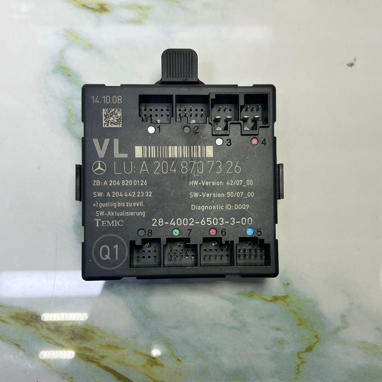 2008-2018 Mercedes-Benz C300 Door Control Module A2048707326 W204 C-Class and X2