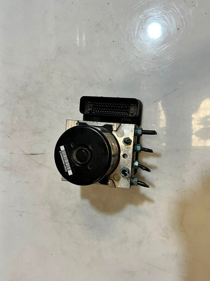2012-2013 BMW F30 3 Series including 320i 328i Abs Pump Control Module 6793936