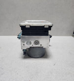 Bild in die Galerieansicht laden, 2019-2022 BMW 330i Abs Pump Control Module 6862017 3 Series G20 G21