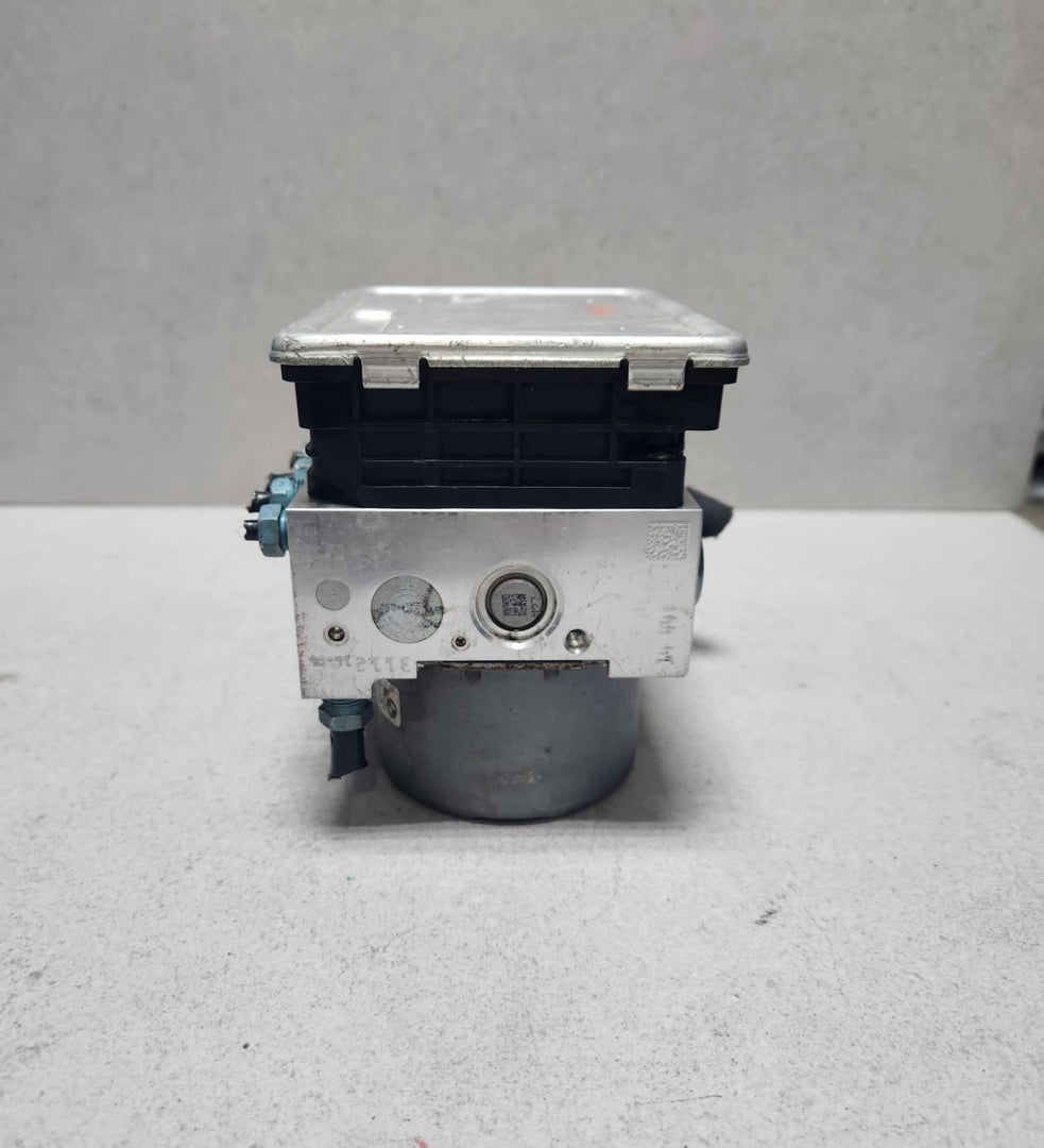 2019-2022 BMW 330i Abs Pump Control Module 6862017 3 Series G20 G21