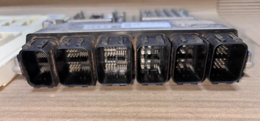 BMW G20 330i B48 2.0 14-09-2019 ENGINE CONTROL UNIT COMPLETE SET + KEY (9846392)