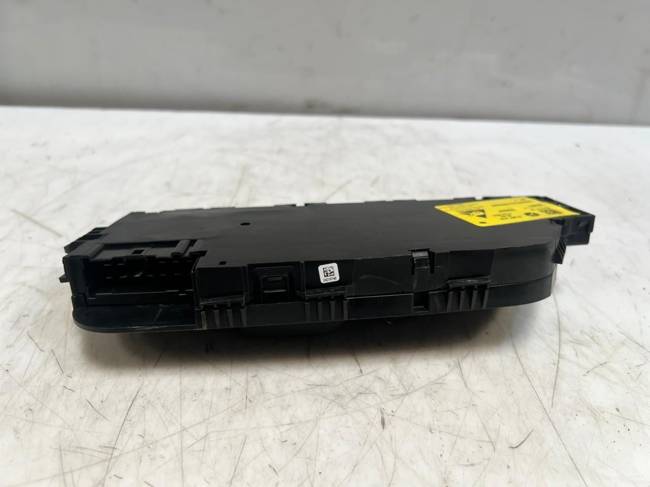 2015-2019 BMW X6 Front Right Seat Control Switch 9347414