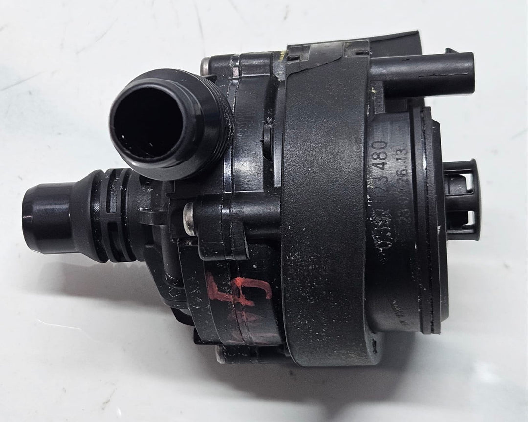 2021-2026 BMW G80 G82 G83 M3 M4 Auxiliary Water Pump 8840614 OEM