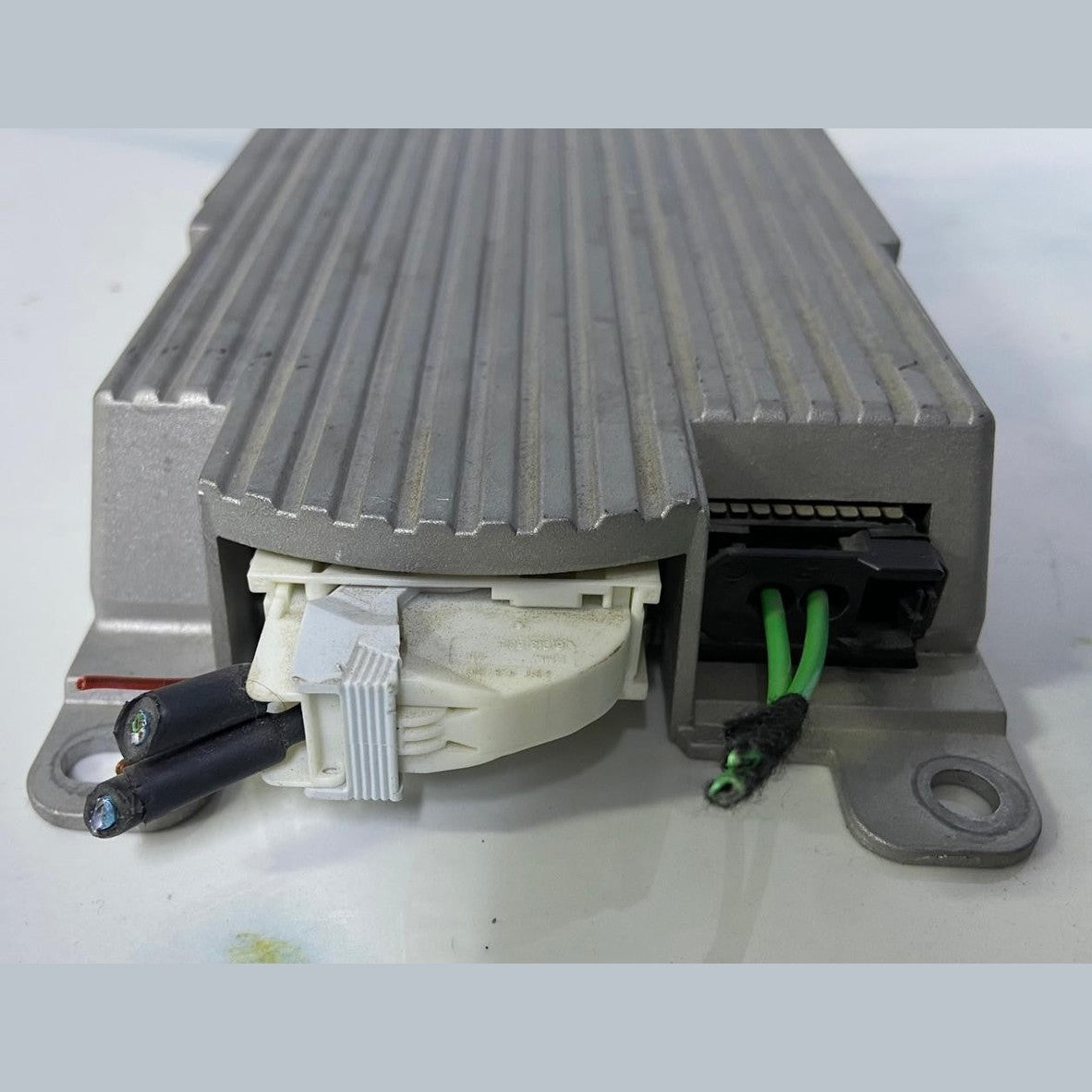 OEM BMW F11 F10 F30 F32 F36 BLUETOOTH CONTROL MODULE ECU 9257150