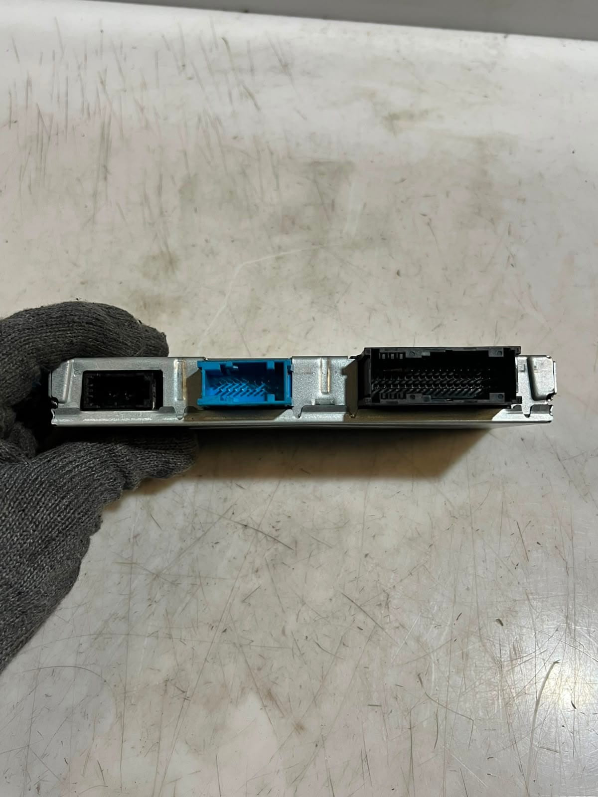 2011-2016 BMW 5' F07 F10 F11 535i Central Gateway Module 9247397 OEM