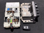 Load image into Gallery viewer, BMW 118i 318i F30 F20 2015 B38 ENGINE CONTROL ECU SET COMPLETE + KEY DME 8662411

