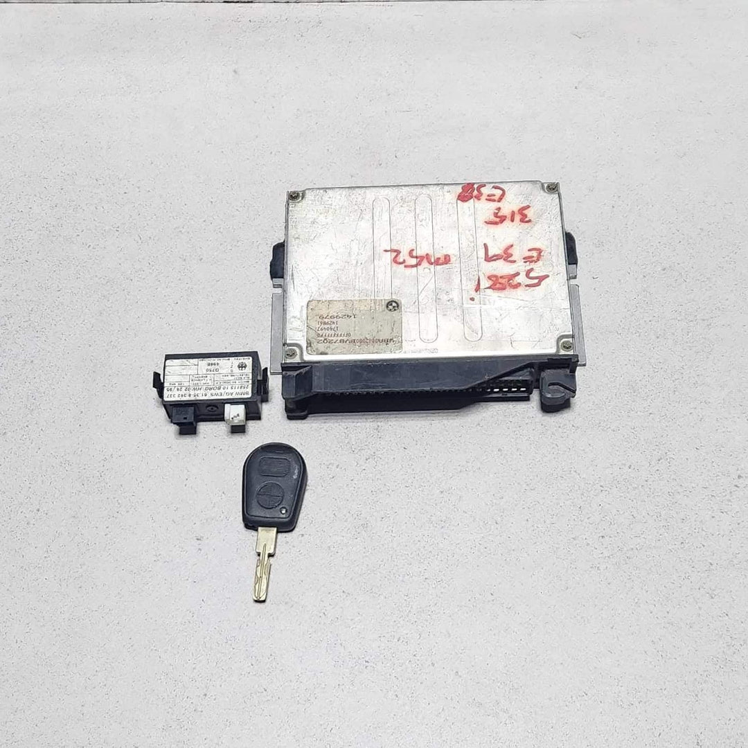 1996-1999 BMW 328i Engine Control Unit 1429861 E36 328i Z3 2.8 M52