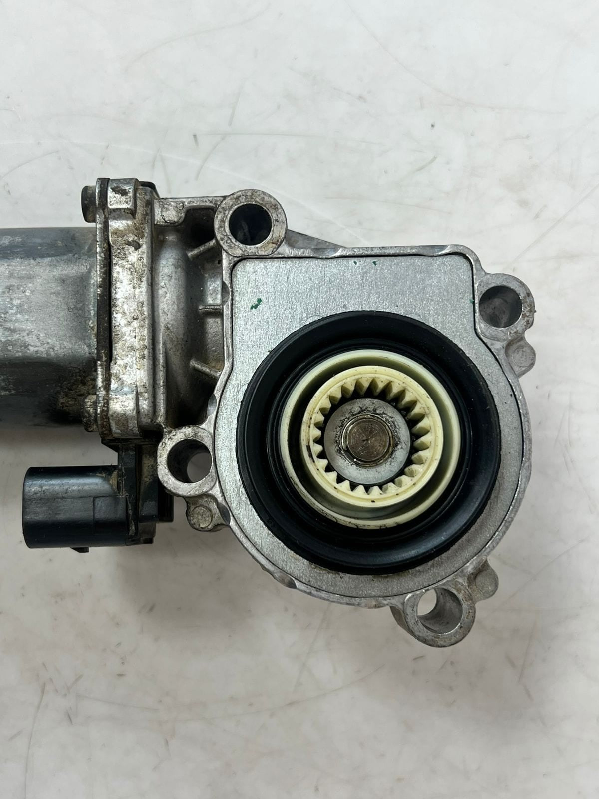 2004-2010 BMW X3 E83 X6 X5 E53 E70 Transfer Case Actuator Motor 7528559 OEM