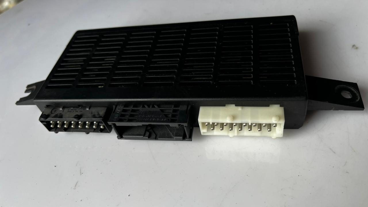 2000-03 BMW Lighting Control Module 8386208 E38 E39 528 530 540 E53 X5