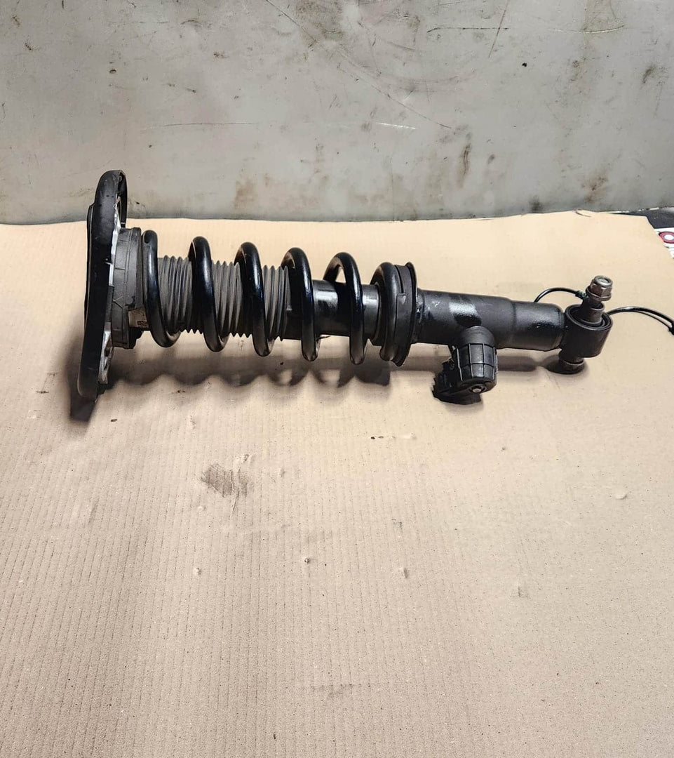 2019-2023 BMW X5 G05 Shock Absorber 6869023 X5 G05 REAR LEFT 