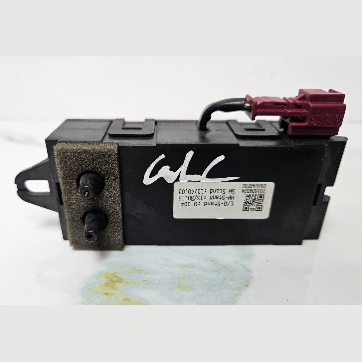 Mercedes W205 C-Class Air Purifier Ionizer Control Sensor Module A2058350600 OEM