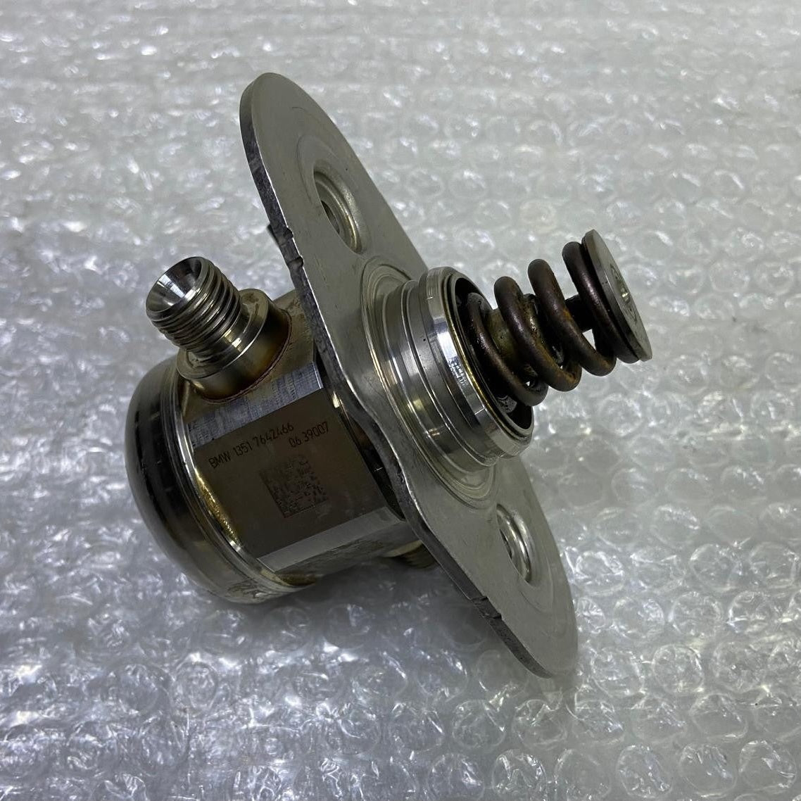 OEM BMW B38 B58 B46 F20 F22 F30 F31 F32 G30 High Pressure Fuel Pump 7642466