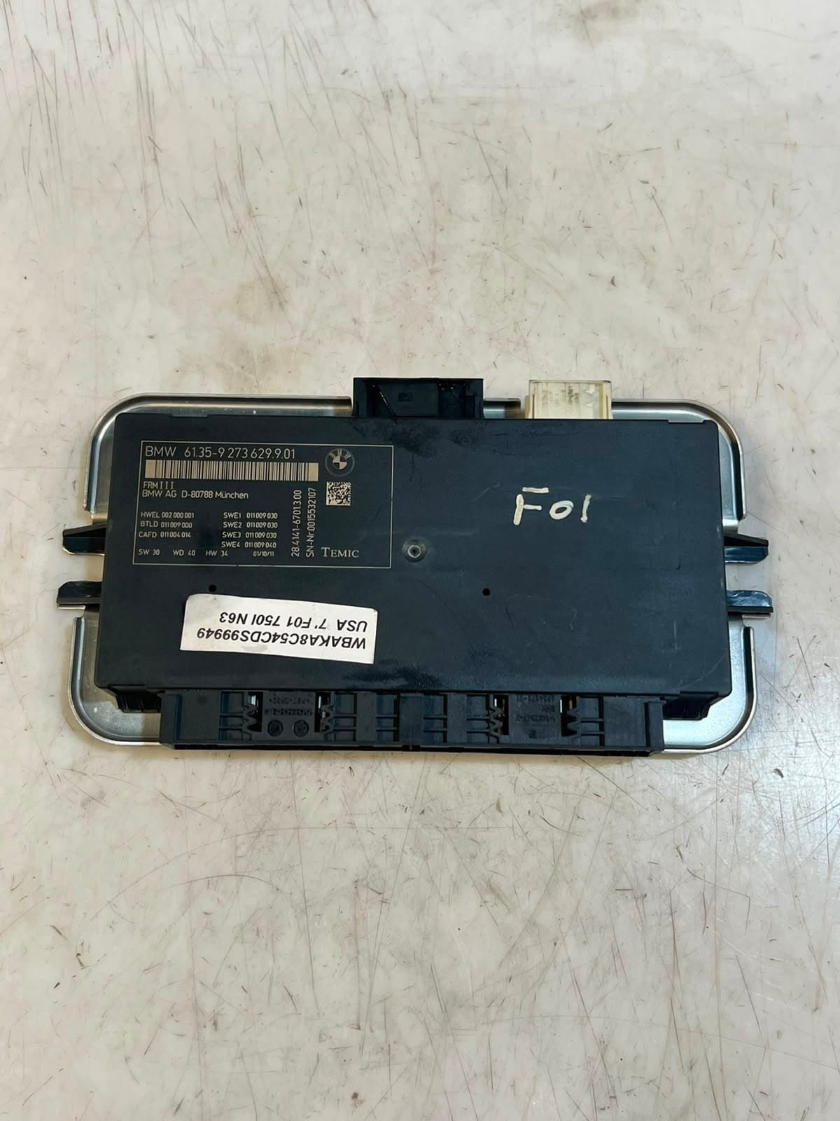 BMW F07 F10 528i 535i FRM3 Footwell Body Light Control Module 6135 9273629 OEM