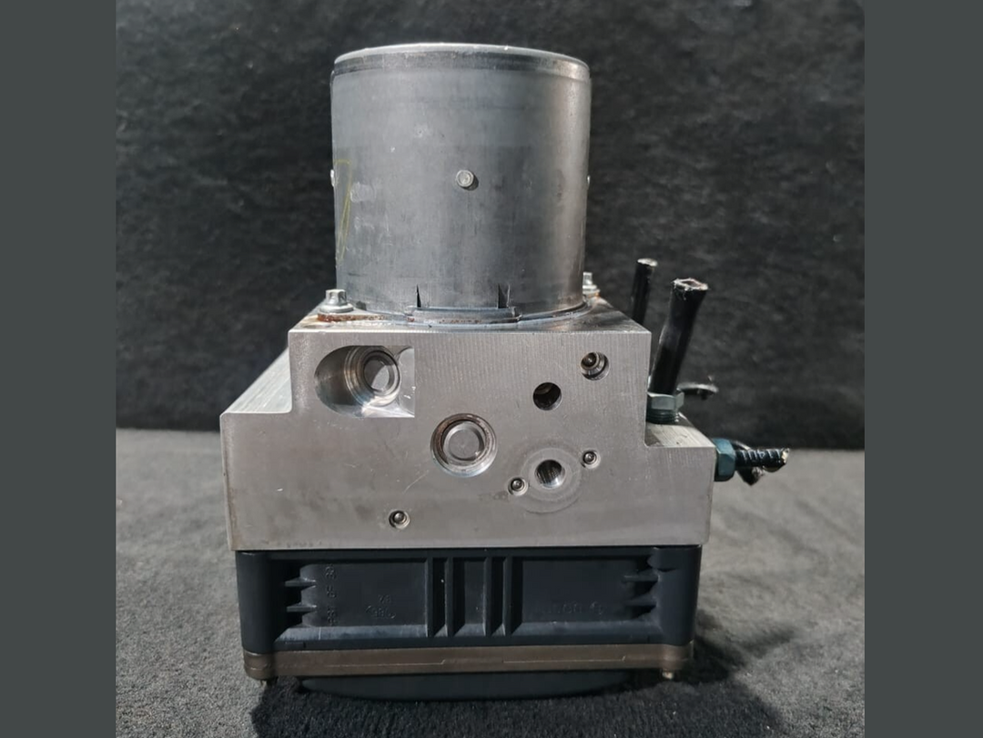 BMW 7 F01 F02 F03 F04  ANTI LOCK BREACKING SYSTEM  PUMP GPX703  DSC -  6851382