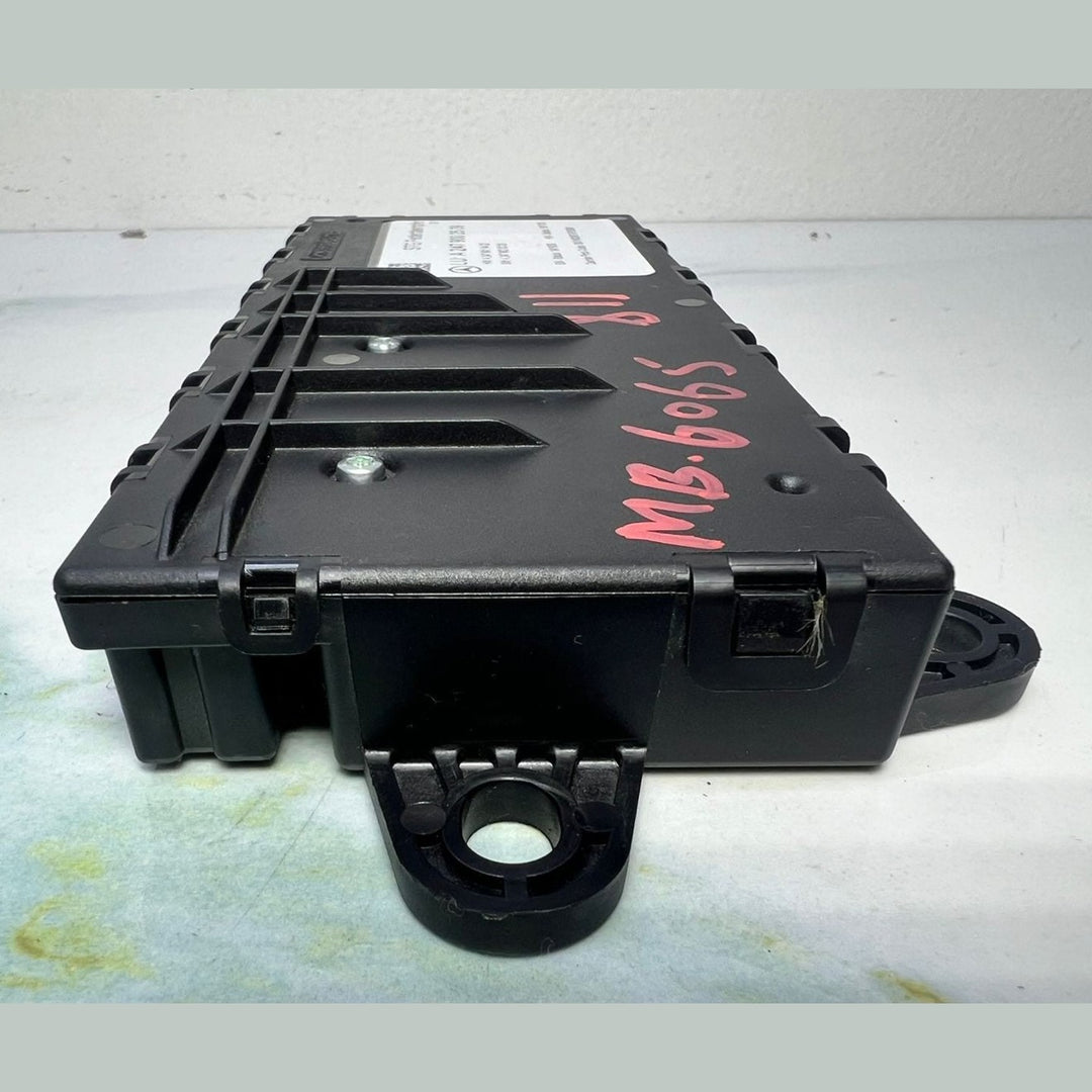 Mercedes Damper Adjustment Suspension Control Unit A2479002509 GLA A W117 W118