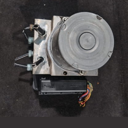 BMW 5 Series F10 F11 Anti lock Braking System DSC Module Hydraulic Unit 6868335