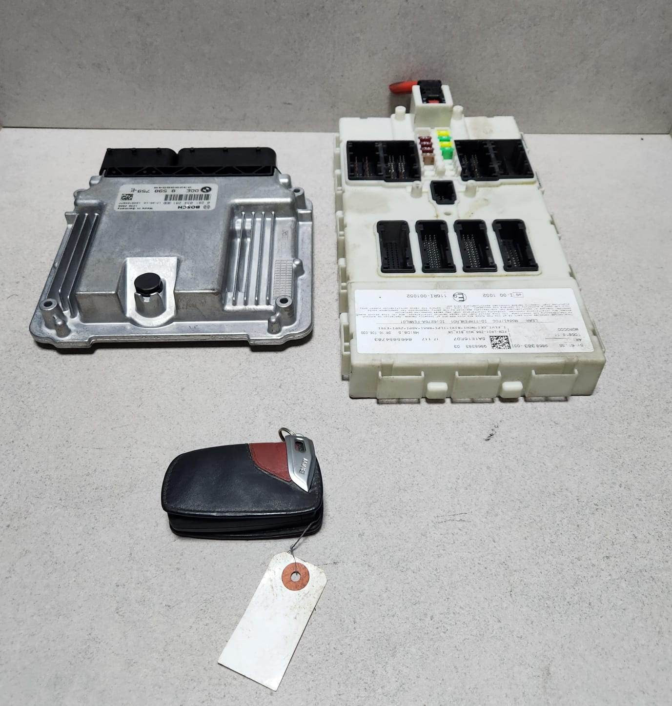 BMW Engine Control Unit DDE 8598759 ECU SET 320D 2017 B47 RHD 