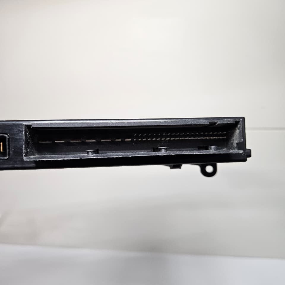BMW E90 E91 Body Control Module 9176886 OEM