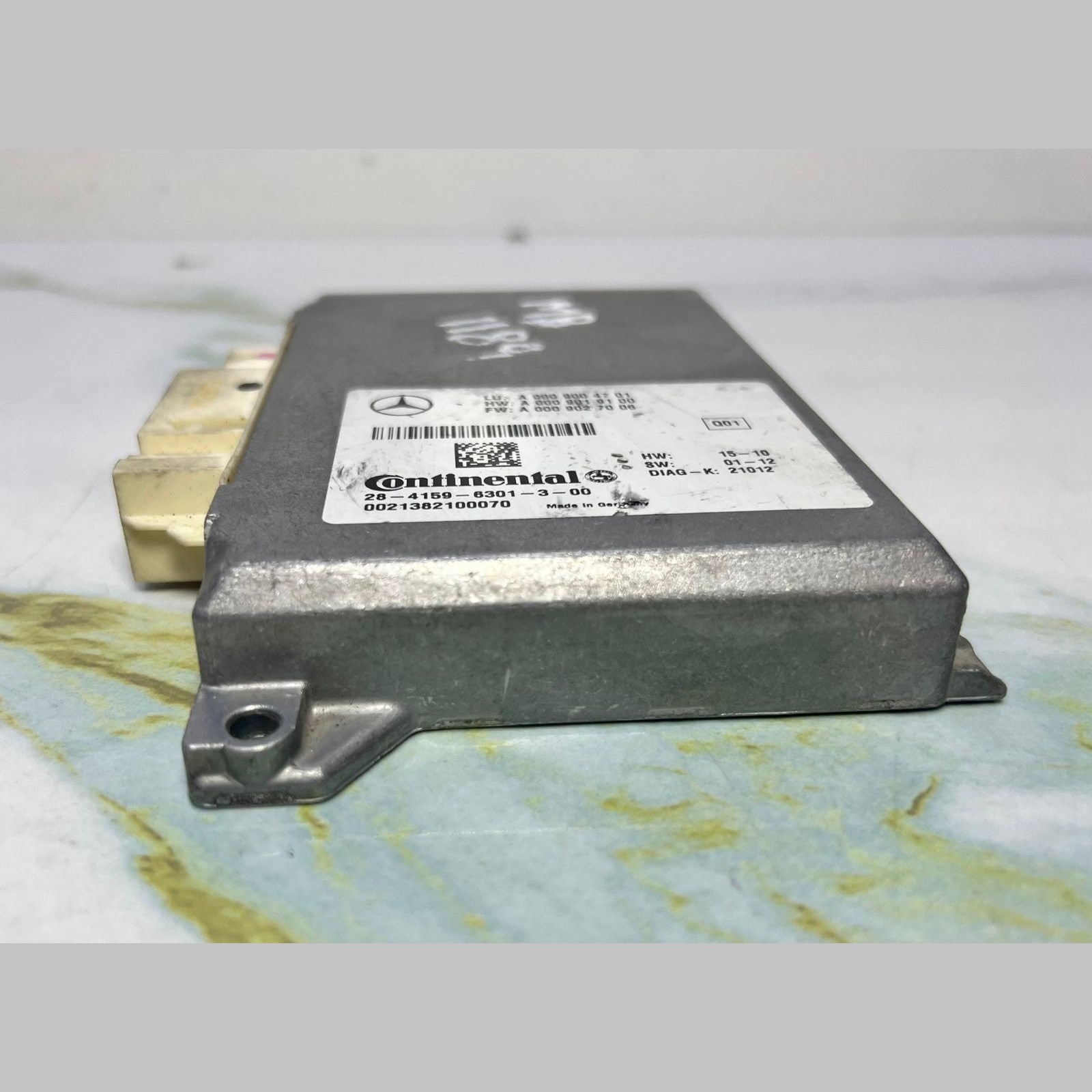 Mercedes W204 W218 CLS Parktronic Assist Parking Control Module A000 9004701 OEM